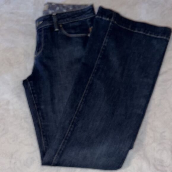 Paige Coldwater Canyon Flare jeans. Sz 30. - Picture 5 of 10